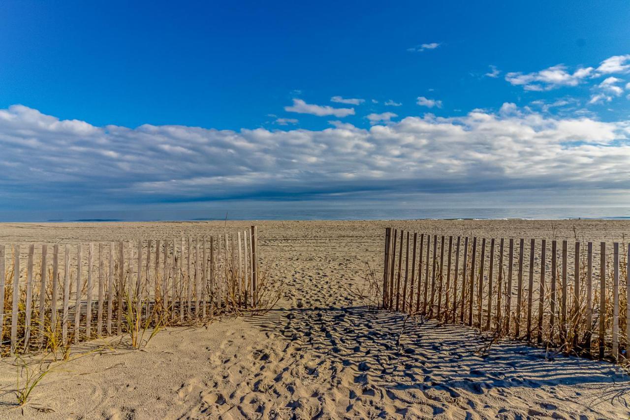 Beach Colony Ocean View Condo - 2 Bedroom, 2 Bath - Perfect For 8! Myrtle Beach Bagian luar foto