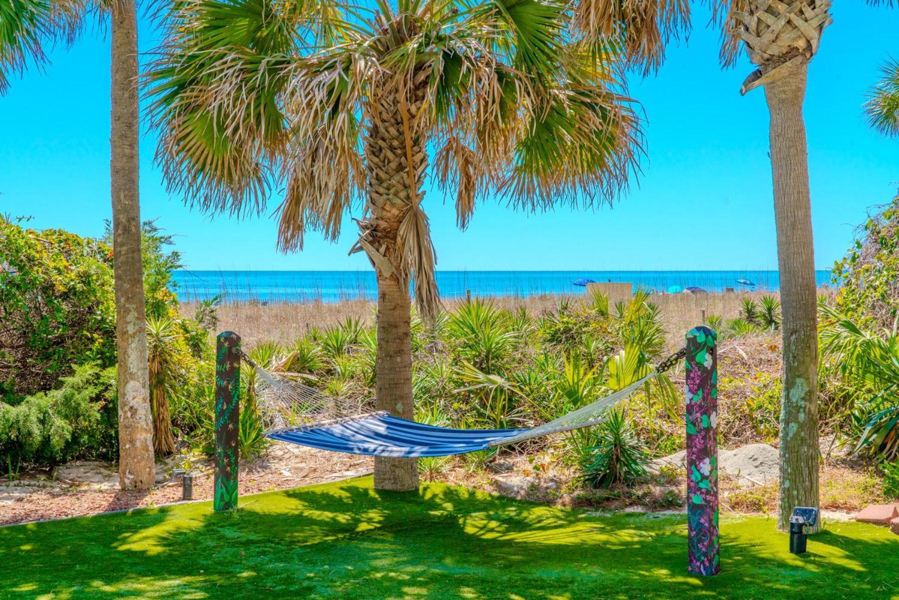 Beach Colony Ocean View Condo - 2 Bedroom, 2 Bath - Perfect For 8! Myrtle Beach Bagian luar foto